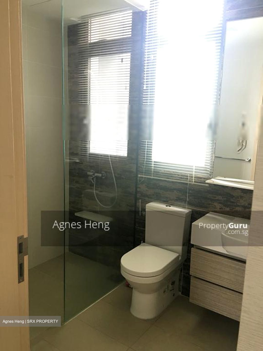 The Luxurie (D19), Condominium #449678251